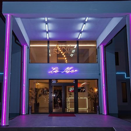 Le Mer Afumati Exterior photo